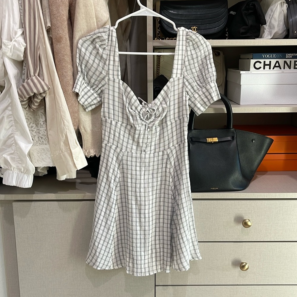 Privacy Please - image 1